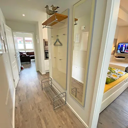 Апартаменты Strandvilla Whg 04 Strandgang Бабе